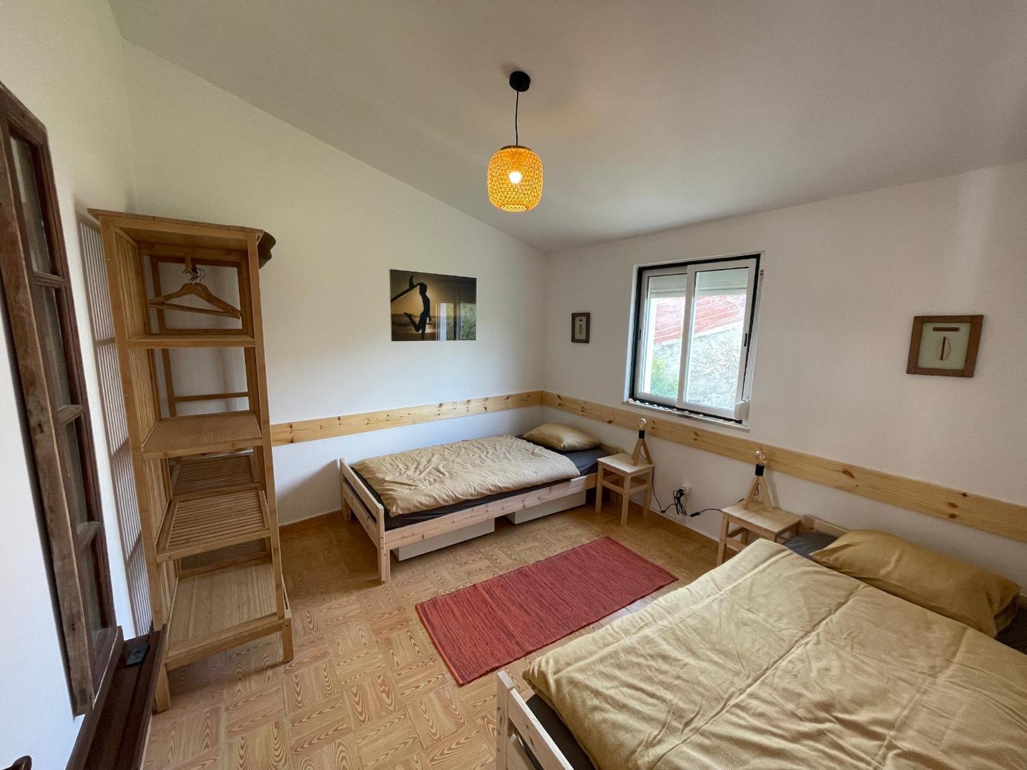 Little Hikers Hostel Raposeira  Exteriér fotografie
